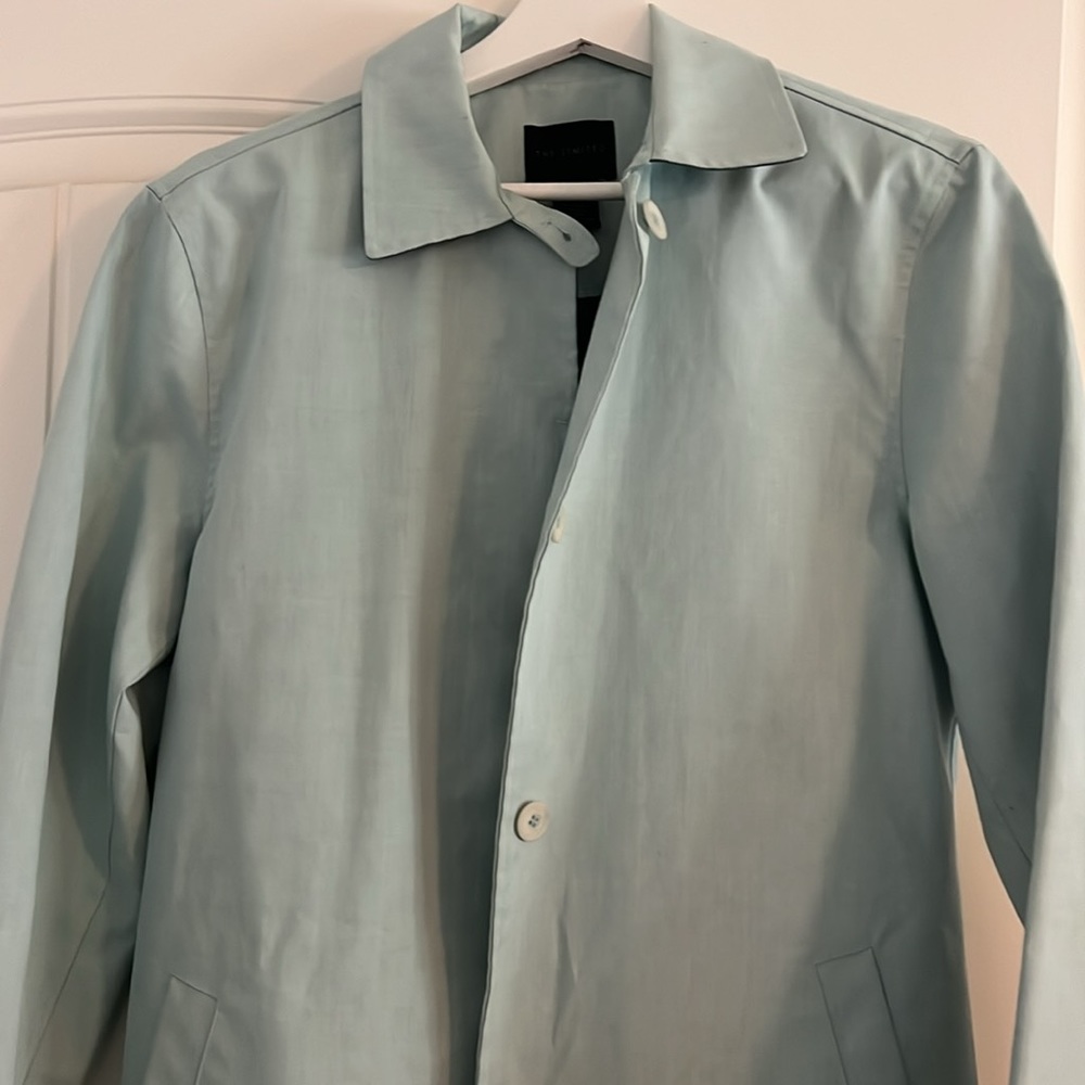 Beautiful Coat - Picture 2 of 6